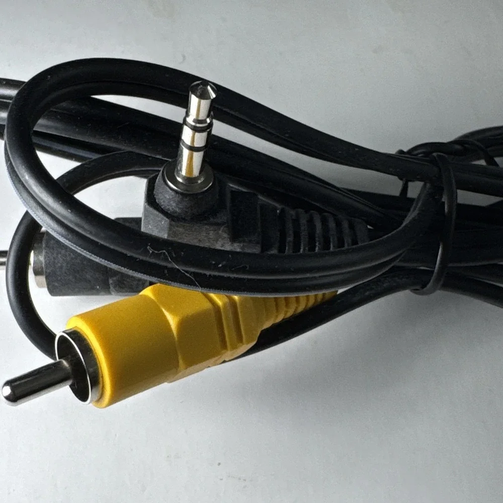 2 Genuine NIKON Coolpix OEM USB RCA AV Audio Video Data Transfer Cable X2